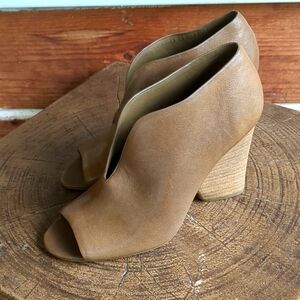Vince Camuto leather Peep Toe Bootie